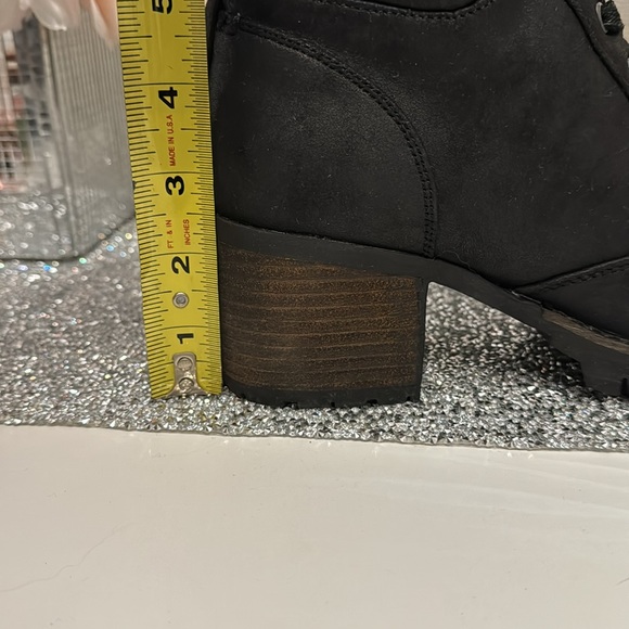 Black ankle boots size 7.5 - Picture 5 of 6